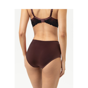 Luxurious 1809 Hot maroon