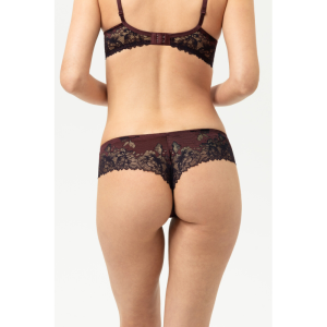 Luxurious 1809 Hot maroon